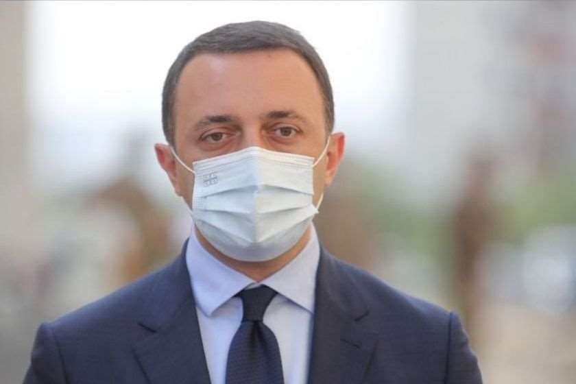 დღეიდან პირბადეების გამოყენება მხოლოდ სამედიცინო დაწესებულებებსა და საზოგადოებრივ ტრანსპორტში იქნება სავალდებულო