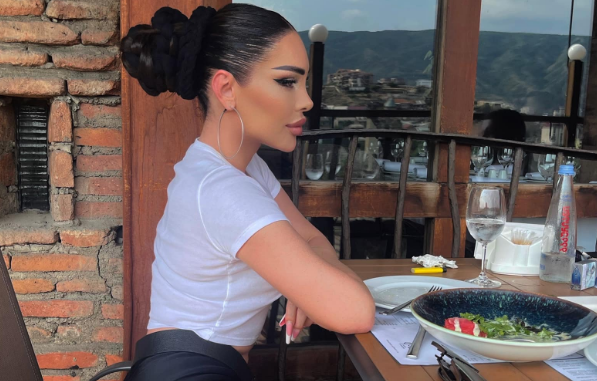 “ვისაც ადრე არ გაძლევდით ახლა..” – ნახეთ რას წერს კესარია აბრამიძე