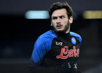 4 გუნდი – ნახეთ რომელ კლუბებს სურთ ზაფხულში კვარაცხელიას შეძენა და რა თანხის გადახდა მოუწევთ მის სანაცვლოდ