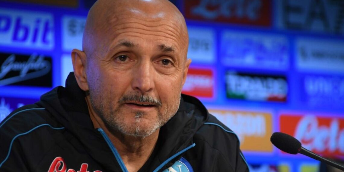 როგორ გამოიყურება ლუჩიანო სპალეტის სახლი ნეაპოლში (ფოტოები)