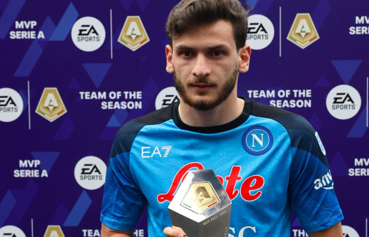 “ჩემი მომავალი ? გეტყვით რომ…” – რა თქვა ხვიჩა კვარაცხელიამ დაჯილდოვების შემდეგ