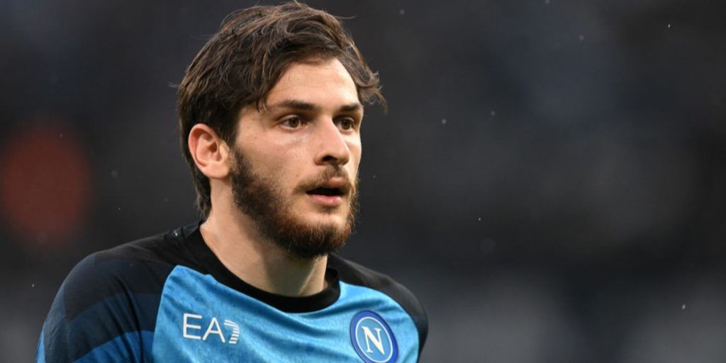 ნაპოლის რიგებში არეულობაა ? – “კვარა მთავარი ვარსკვლავი აღარაა და მის შემცვლელად მას განიხილავენ..” – რას წერს იტალიური მედია