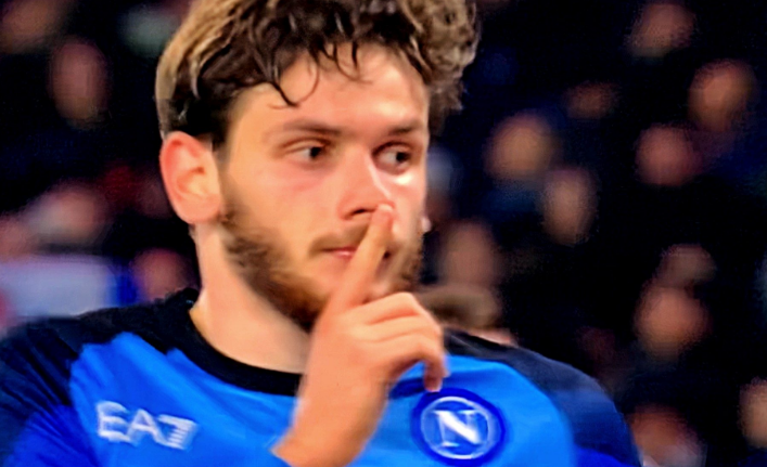 კვარაცხელია ნეაპოლში ძალიან გაბრაზებული დაბრუნდა და ამის გაკეთებას აპირებს – რას წერს იტალიური გამოცემა TUTTOSPORT