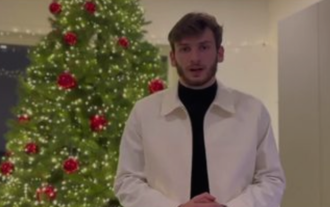 ვიდეო : ხვიჩა კვარაცხელია ზედიზედ მეოთხედ საქართველოს საუკეთესო ფეხბურთელად დასახელდა – როგორ იხდის მადლობას კვარა