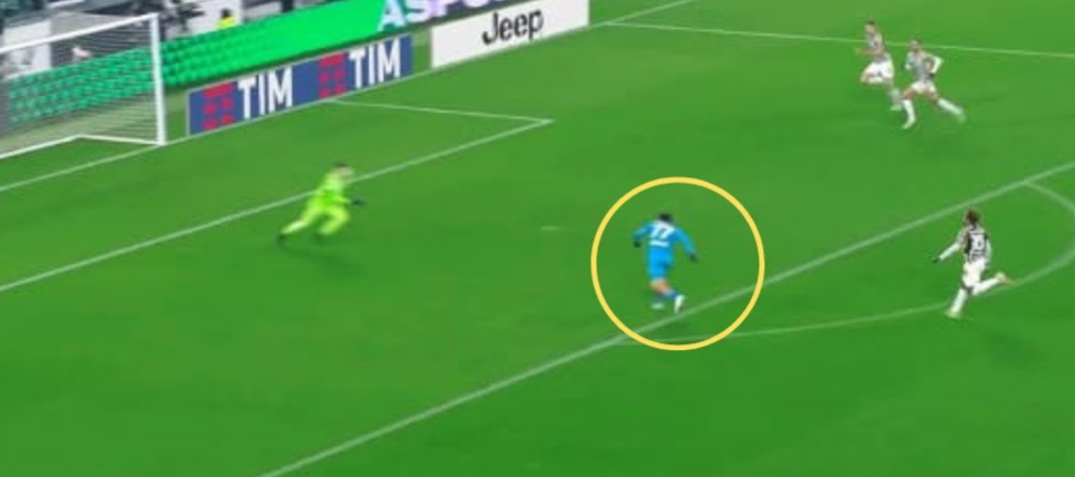 ვიდეო : ხვიჩა კვარაცხელიამ იუვენტუსთან 100%-იანი შანსი ვერ გამოიყენა