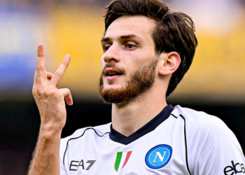 მიზეზი ცნობილია ! ესპანური გამოცემის ხმაურიანი ცნობა – რატომ იუარა კვარაცხელიამ ბარსელონაში გადასვლა