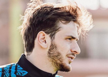 ნაპოლის ბოსი შეშინებულია – ცნობილია რას აპირებს დე ლაურენტისი კვარაცხელიასთან დაკავშირებით