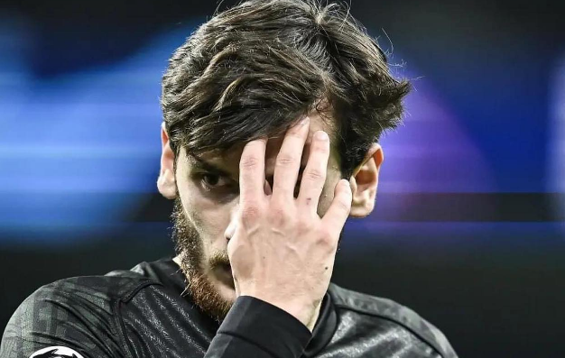 ნახეთ ხვიჩა კვარაცხელიას ახალი ფოტო ნაპოლის ვარჯიშიდან – “პრობლემების მიუხედავად კვარა უფრო ძლიერი დაბრუნდება”