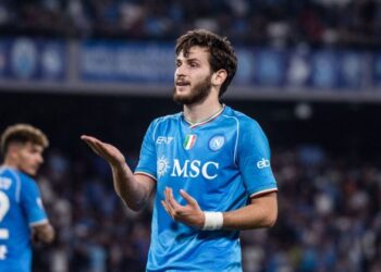 ცნობილმა ფეხბურთელმა ხვიჩა დაიცვა – “გეტყვით რატომ არ უნდა შეეცვალა კვარაცხელია მწვრთნელს ბარსელონასთან”