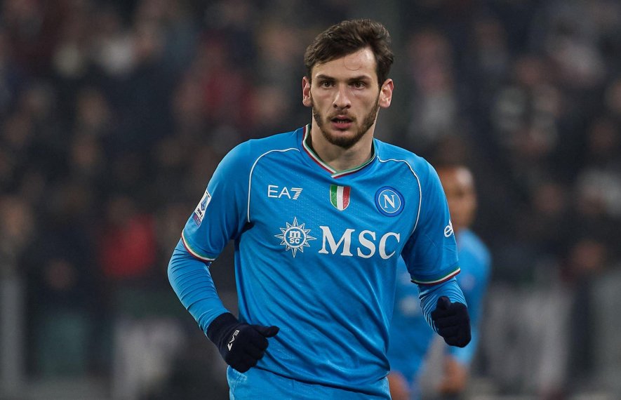 ცნობილია გრანდების სია, რომლებიც ხვიჩა კვარაცხელიას შეძენისთვის იბრძოლებენ