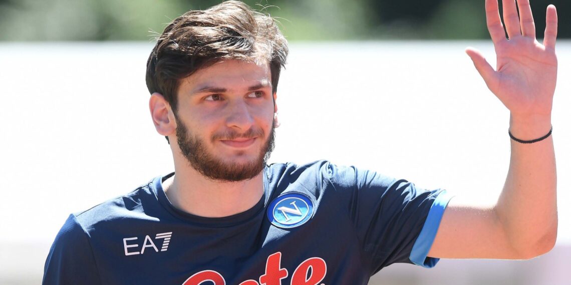 ბოსის გადაწყვეტილება კვარაცხელიას შესახებ – ცნობილია ნაპოლის 7 ფეხბურთელის ვინაობა რომელიც გუნდს დატოვებს