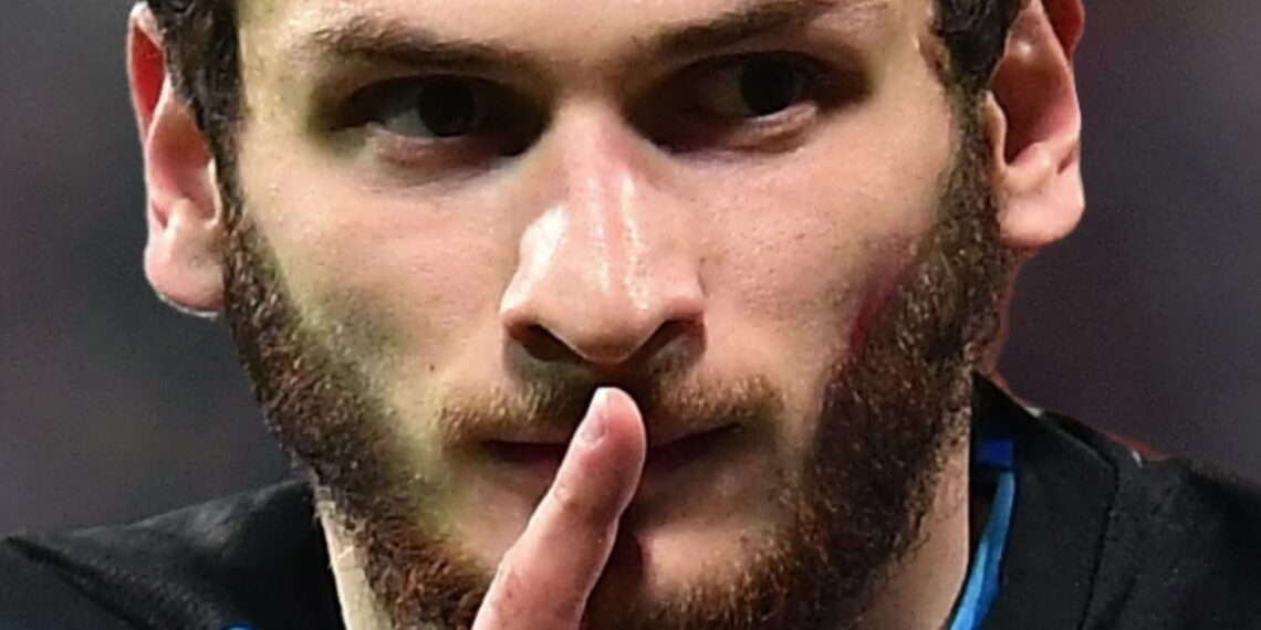 ნეაპოლში კვარაცხელიას აგენტი დაიბარეს – რამდენი იქნება ხვიჩას ახალი ანაზღაურება