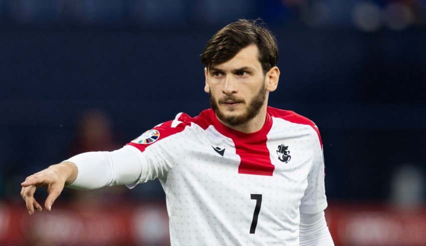 “საქართველოს გზა ევროპაშია” – ხვიჩა კვარაცხელია საგანგებო განცხადებას აკეთებს