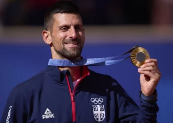 ოლიმპიური ჩემპიონის ღირსეული საქციელი – ნახეთ რა გააკეთა ნოვაკ ჯოკოვიჩმა, როდესაც სერბეთის მთავრობამ ოქროს მედლის მოპოვებისთვის პრემიის სახით 200 000 ევრო გადასცა