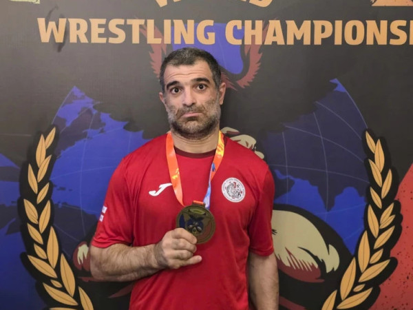 რა თანხას გადასცემს პრემიის სახით საქართველოს მთავრობა მკლავჭიდელებსა და პარამკლავჭიდელებს