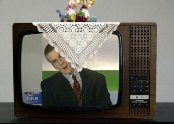 რა მიზეზით აფარებდნენ საბჭოთა დიასახლისები ტელევიზორს ნაქსოვ ხელსახოცს
