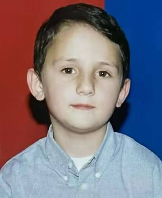 Test - can you guess which person's childhood photo it is?