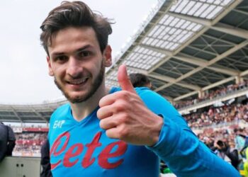 ეს აქამდე არასოდეს მომხდარა – ხვიჩა კვარაცხელია იტალიური ფეხბურთის ისტორიაში შევიდა