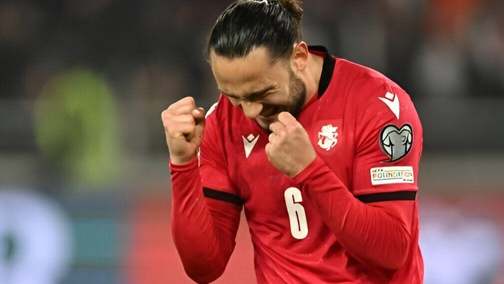 “ძალიან მტკივა ეს და განვიცდი, ყველანაირად შევეცდები რომ…” – გიორგი ქოჩორაშვილის ემოციური კომენტარი უკრაინასთან მატჩის შემდეგ