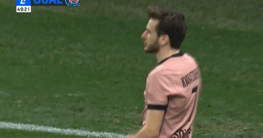 გააგიჟა ადამიანი – რა რეაქცია ჰქონდა ფრანგ კომენტატორს კვარაცხელიას გოლზე “სენტ-ეტიენის” კარში ?