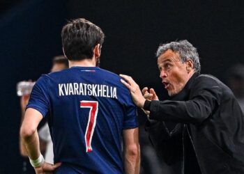 ცნობილია ითამაშებს თუ არა კვარაცხელია პსჟ-ს მომდევნო მატჩში