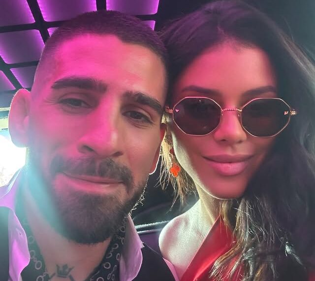 რა თანხა გამოიმუშავა ილია თოფურიამ ჩარლზ ოლივეირას დამარცხებით ?