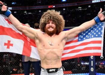 რა თანხა გამოიმუშავა მერაბ დვალიშვილმა შონ ომალის დამარცხებით ?