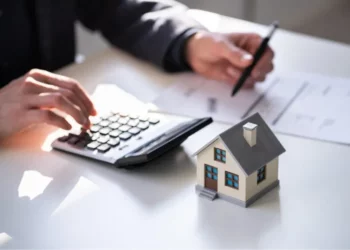 ვის მოუწევს ქონების დეკლარაციის შევსება 1-ელ ნოემბრამდე – დეტალები