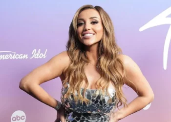 “ქართველი ჯენიფერ ლოპესი” – ნუცა ბუზალაძე ჰავაიდან თამამ ფოტოს აქვეყნებს