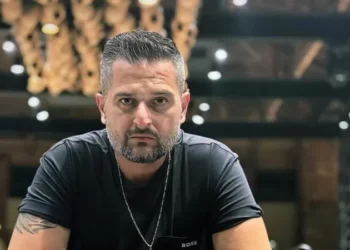 რა კადრები ვრცელდება ლაშა ბასლანძის საფლავიდან ?