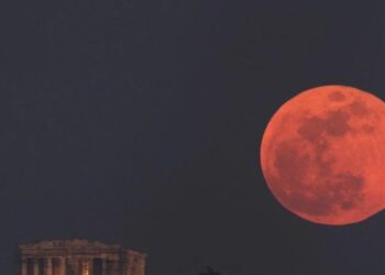 მარტივი რიტუალი, რომელიც სავსემთვარეობისას უნდა შეასრულოთ – ასტროლოგის რჩევა