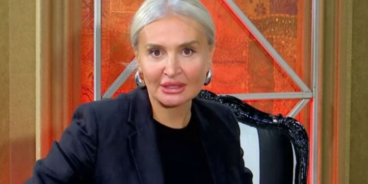 ნანუკა ჟორჟოლიანი 46 წლის ასაკში სტუდენტი გახდა – ნახეთ რა ფაკულტეტზე სწავლობს ცნობილი ჟურნალისტი