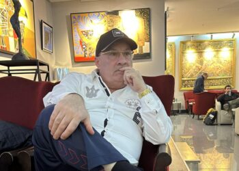 გელა ბარკალაიამ 10 წლის განმავლობაში ნაგროვები ყულაბა გახსნა – ვის აჩუქა ბიზნესმენმა ფულით სავსე ქისა