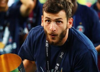 კვარაცხელია 2026 წელს ტიტულით იწყებს – რა შეფასება მიიღო 10 ქულიდან ხვიჩამ მარსელის წინააღმდეგ