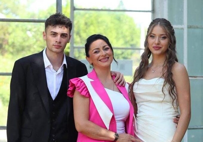 “ბევრი მწერს და მეკითხება როგორ არის ჩემი დედამთილი” – რას წერს ლიკა კუჭუხიძე, რომელსაც მძიმე ავარიის დროს მეუღლე გარდაეცვალა