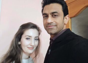 დედებო გთხოვთ შეწყვიტოთ სველი ხელსახოცების გამოყენება – არუნ ხათრის გაფრთხილება მშობლებს