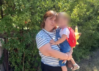 “სახლში გაკეთებული ზეთიანი წიწაკა უჭამიათ და მოიწამლნენ…  თამუნა გარდაიცვალა, მისი ქმარი და ბავშვი კლინიკაში არიან” – ტრაგედიის დეტალები