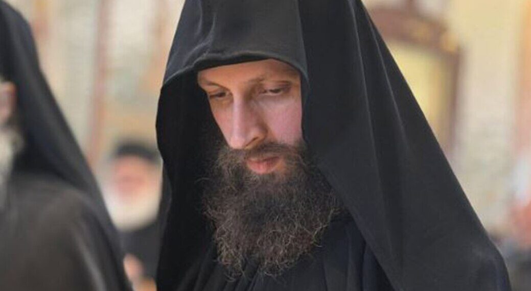 “ყვე­ლა­ზე სიმ­ბო­ლუ­რი კი ის აღ­მოჩ­ნდა, რომ…” – ილია მეორის ძმის შვილიშვილი უწმინდესის გარდაცვალებამდე ორი დღით ადრე აღიკვეცა