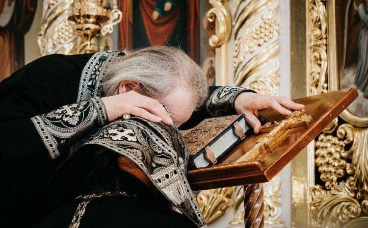 აღსარების თქმისას პირველ რიგში ორი ცოდვა უნდა შევინანოთ… – მოძღვარი მრევლს მიმართავს